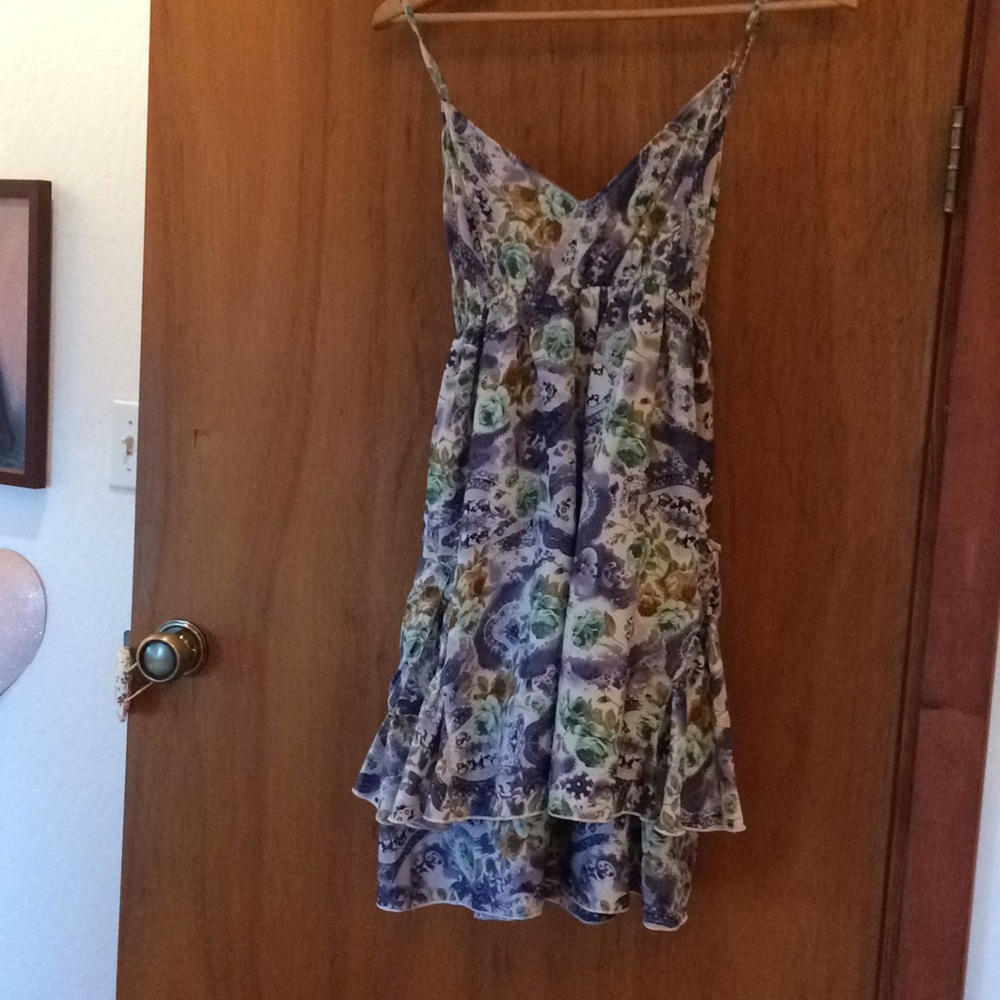 Short dress